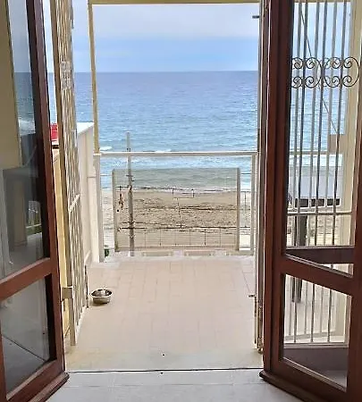 La Fornace Mare 公寓 *